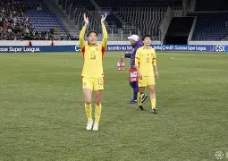 瑞典女足登场比赛,挑战前进之路的视频